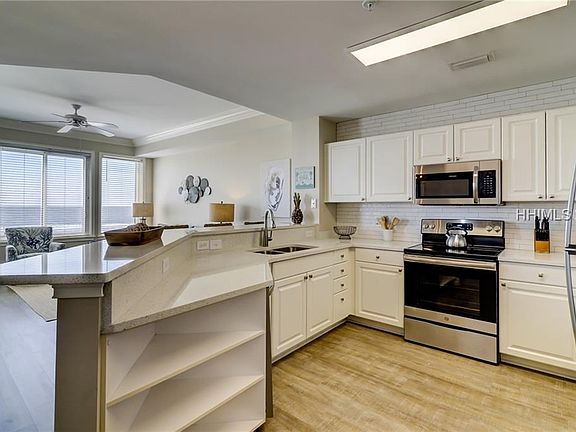 4th image of 10 N Forest Beach Dr Unit 3302