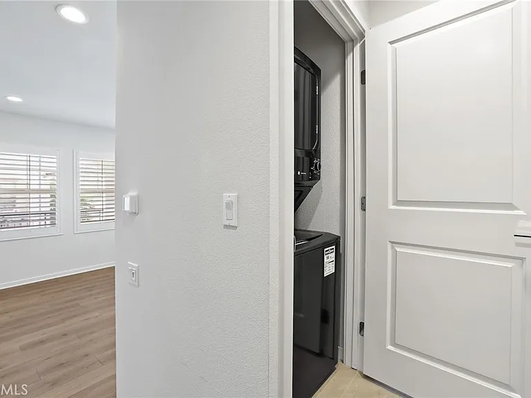 308 Limestone — Photo 27