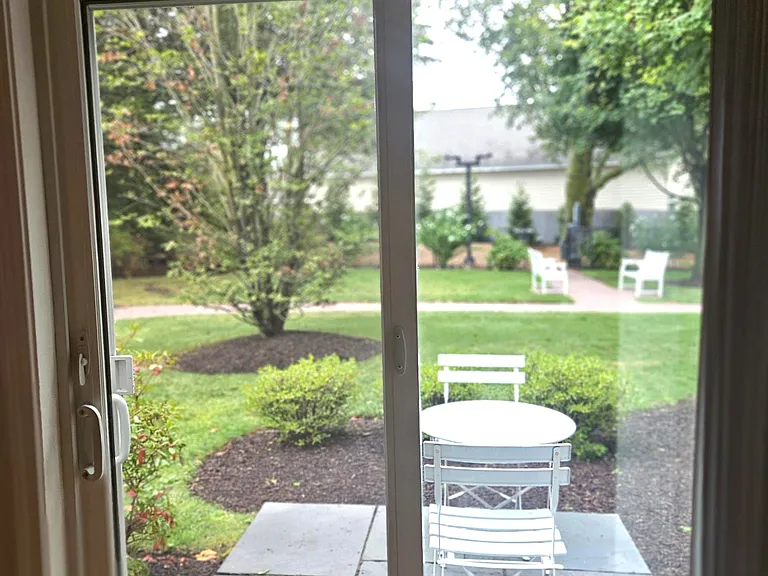 100C Danbury Rd #1K — Photo 9