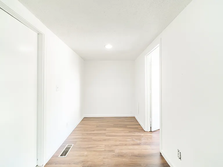 1701 Fletcher Ave #B — Photo 5