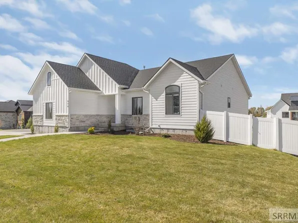 970 Pine Brook Ln, Rexburg, ID 83440