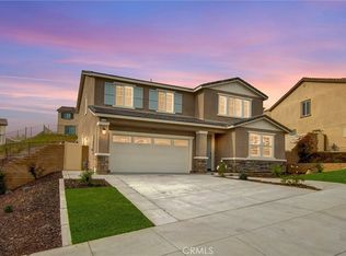 11658 Arch Hill Dr, Corona, CA 92883