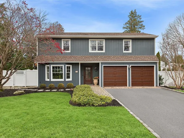 315 Frost Pond Road, Glen Head, NY 11545