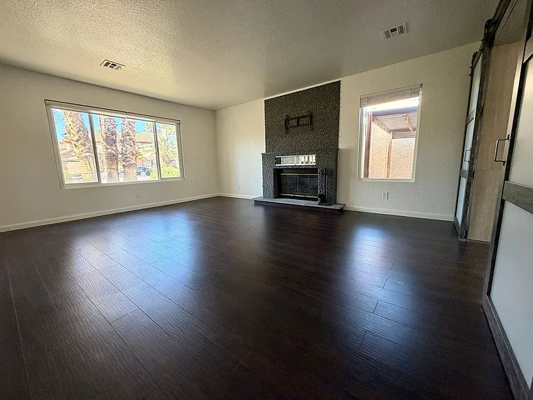 1538 Roughrider Cir — Photo 4