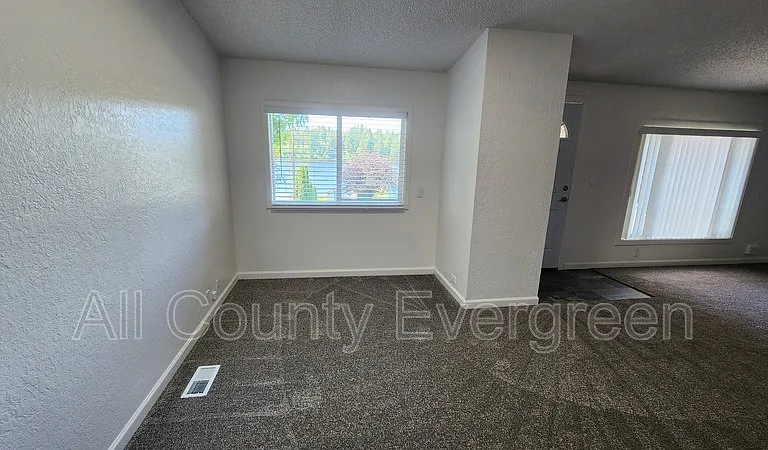 33425 Benbow Dr E — Photo 4