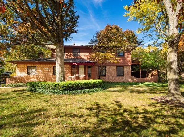 8177 Fairway Dr, Columbus, OH 43235