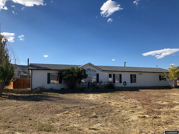 3rd image of 297 Folsom Dr