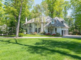 603 Longchamps Dr, Devon, PA 19333
