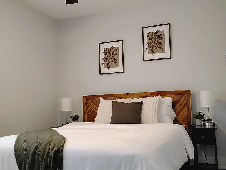 4129 Acheson Ave #5 — Photo 8