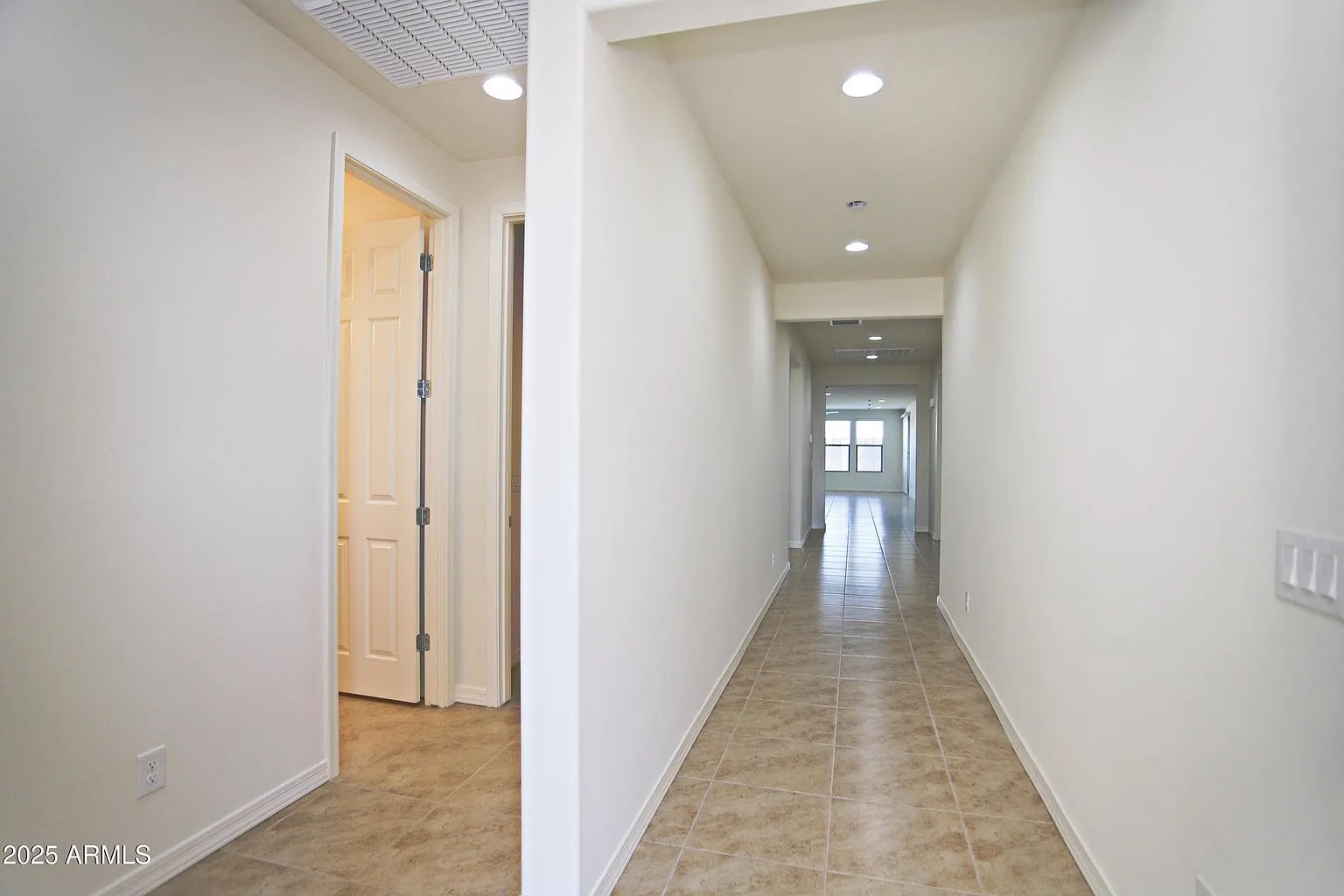 4 bed, 3.5 bath, 2312 sqft, $2,750 — Photo 1