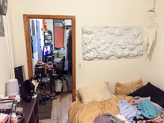 Rented by Veracity NYC LLC | media 18