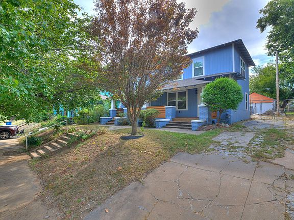 3rd image of 64 N Gillette Ave