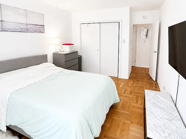 345 W 58th St #10TS — Photo 6