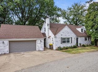 29 N Park Rd, Pittsburgh, PA 15229