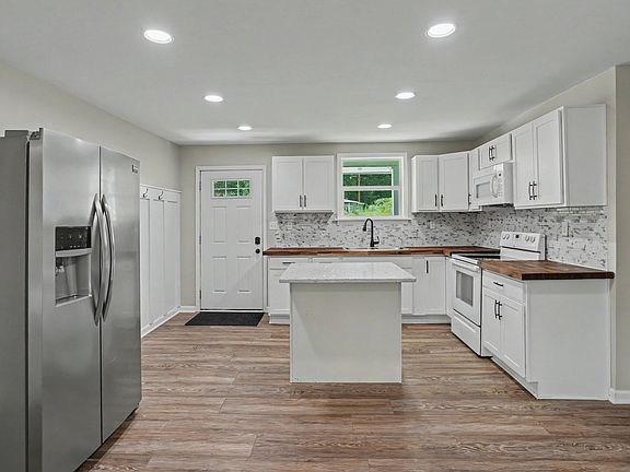 4th image of 119 Margo Ct
