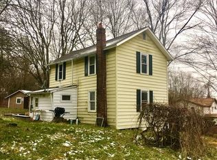 52 Hamilton Dr, Reynoldsville, PA 15851