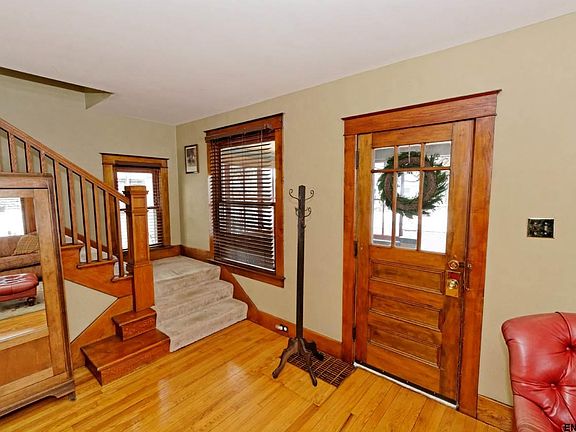 4th image of 149 Sanford St