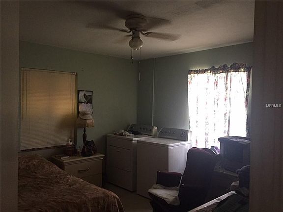 3rd image of 108 27th Ave E