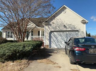 124 Sycamore Ct, Benson, NC 27504