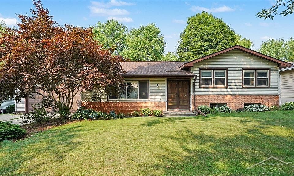 1st image of 209 Westview Dr