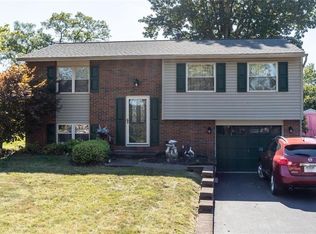 568 Sautter Dr, Crescent, PA