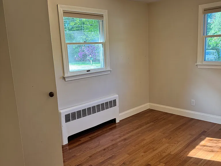 16 Saran Ave #1 — Photo 8