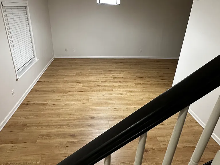 1002 Brighton Point — Photo 3