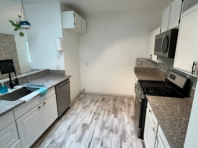 5412 Mickey Mantle Ave — Photo 11