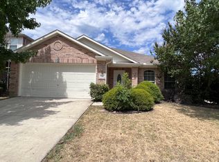 1065 Warbler, Aubrey, TX 76227
