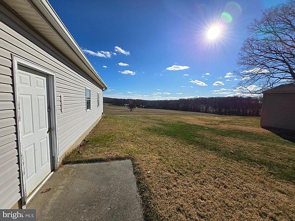 5th image of 1037 Western Chapel Rd