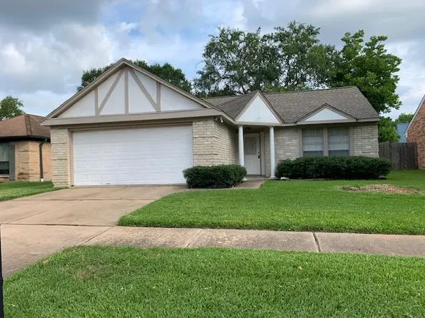 19434 Glenway Falls Dr, Katy, TX 77449