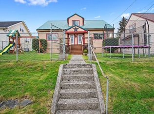 930 Fowler St, Raymond, WA 98577