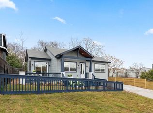 2901 Glen Rae St #B, Austin, TX 78702