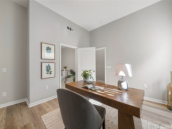 5th image of 741 Sawyer Pl