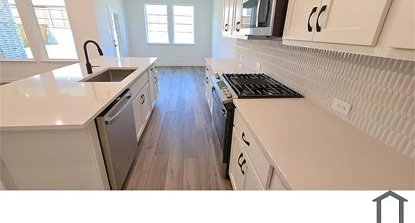 1823 Bachman Ln — Photo 5