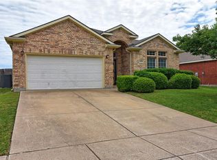 1128 Emerson Dr, Burleson, TX 76028