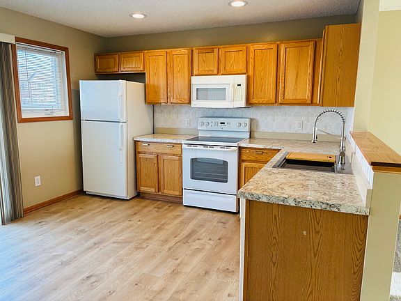 2nd image of 4948 Evergreen Dr N Unit 7