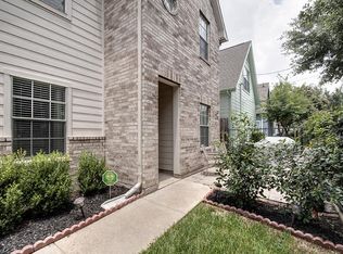 2802 Austin St, Houston, TX 77004