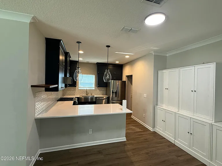 323 Holly Forest Dr — Photo 7