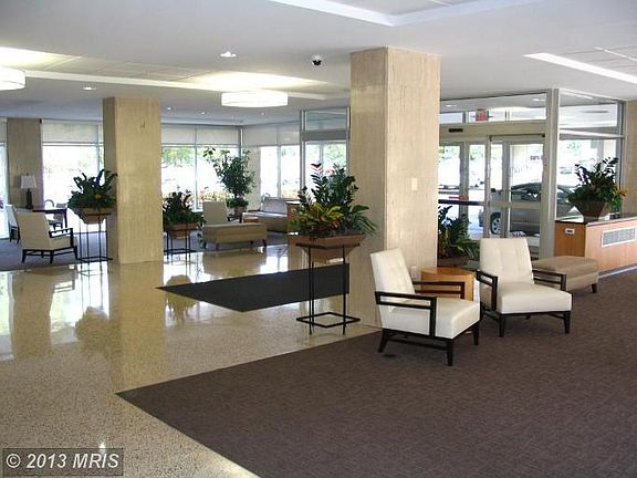 2nd image of 10500 Rockville Pike Unit 1008