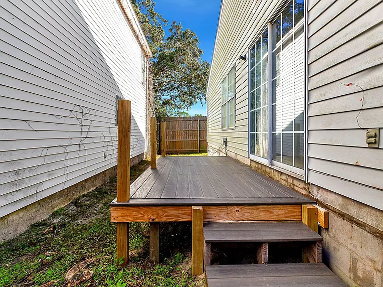 9 Forest Breeze Ct — Photo 25