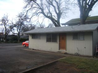 308 NE C St, Grants Pass, OR 97526