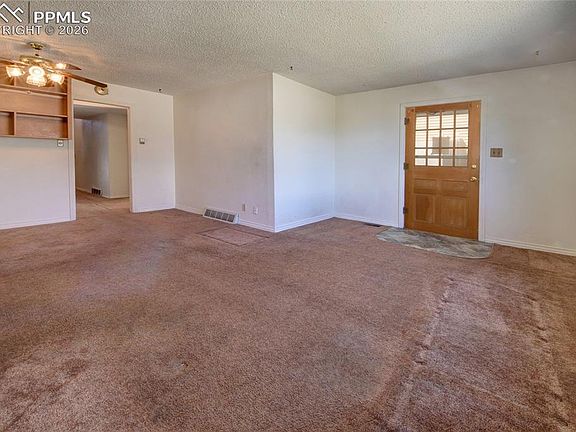 5th image of 519 W San Miguel St