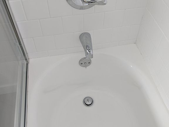 4th image of 1250 W 168th St APT 2