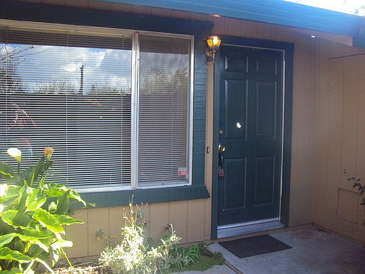 2nd image of 235 Lincoln Ave