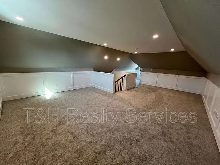822 Union St — Photo 23