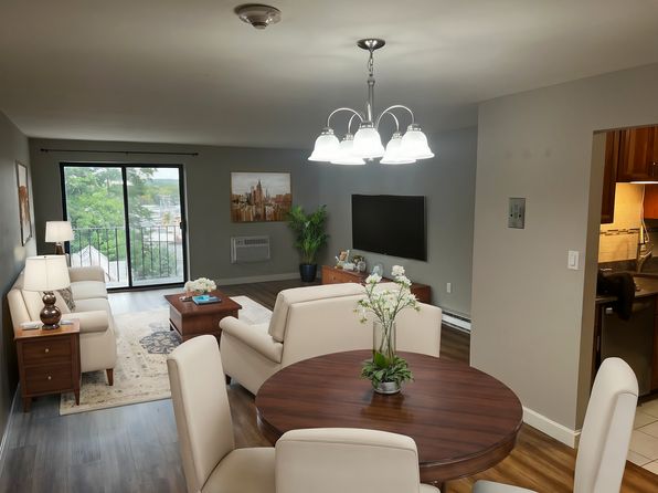 1321 Worcester Rd APT 503
