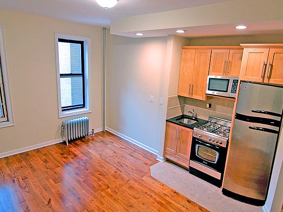 3rd image of 141 W 139th St APT D37