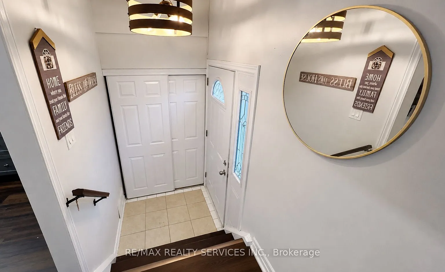 4 bed, $2,949 — Photo 2