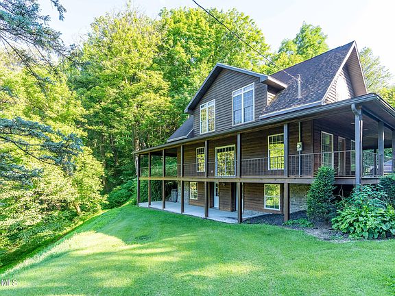 2nd image of 5183 Pemberton Rd
